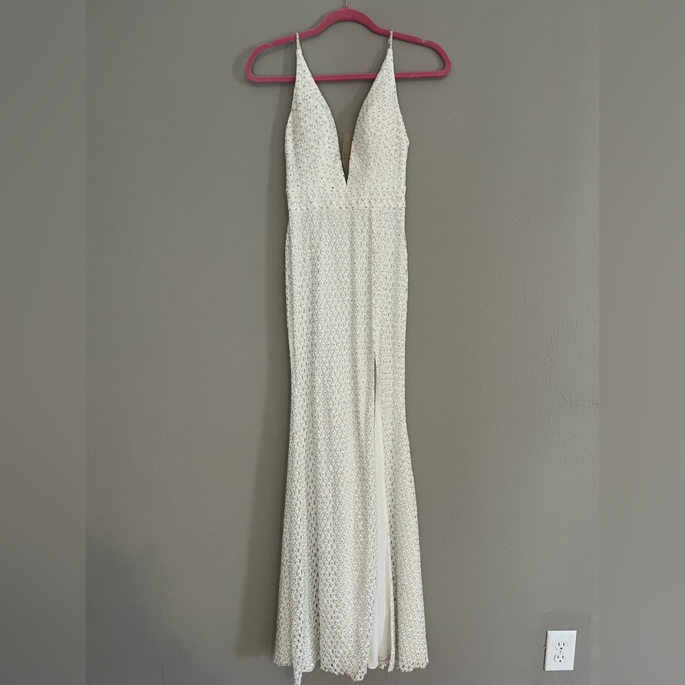 White Rhinestone Prom Dress - Size 4 🤍 - Picture 5 of 10